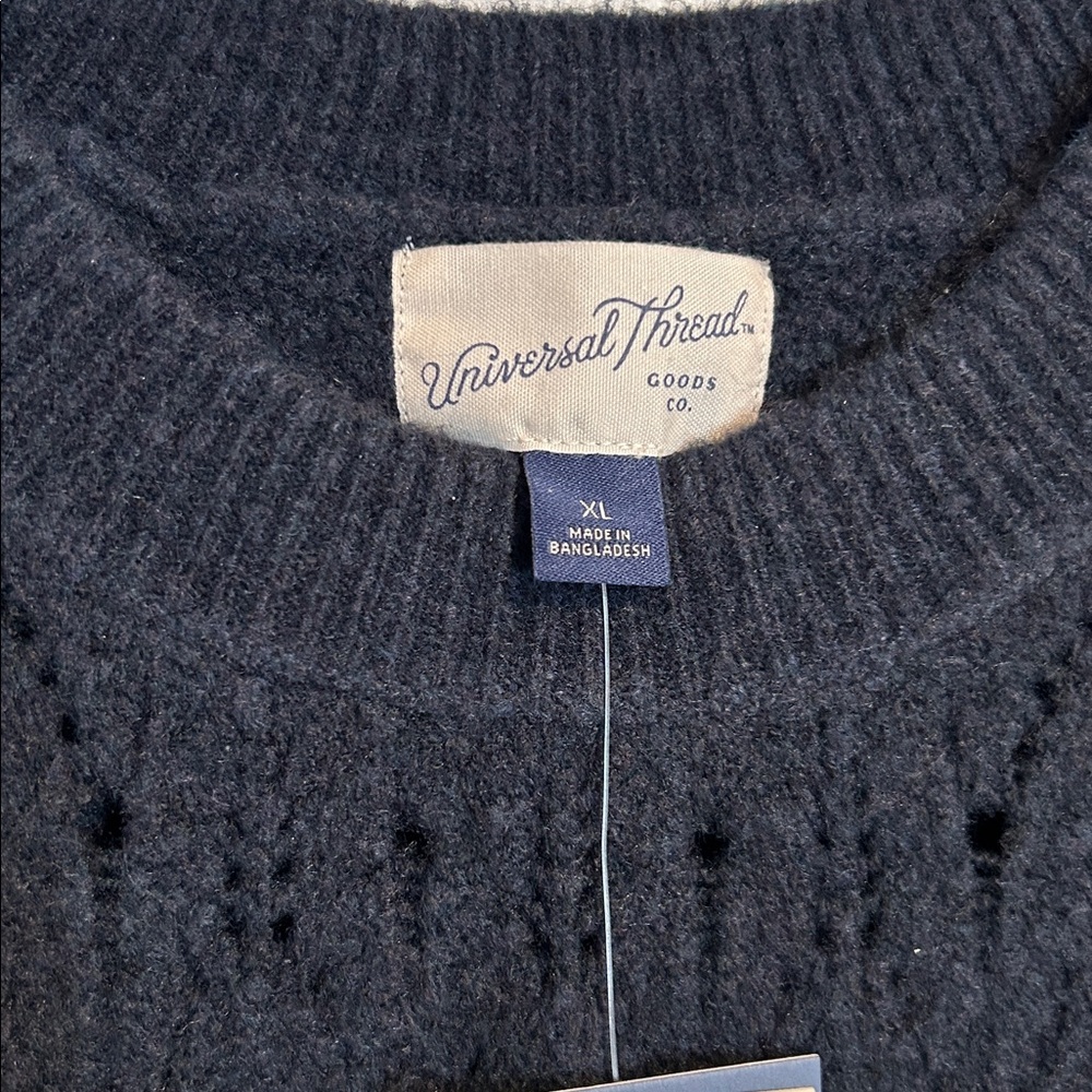 NWT Universal Thread Navy Blue Sweater Vest Women's Size XL - Picture 3 of 4